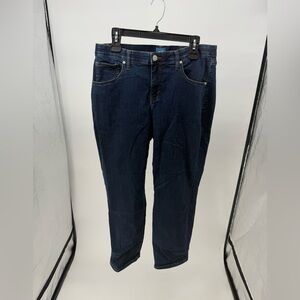 Women’s Jag Carter Girlfriend Jeans. Size 16. Dark Wash.